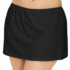 Island Escape Plus Solid Swim Skirt